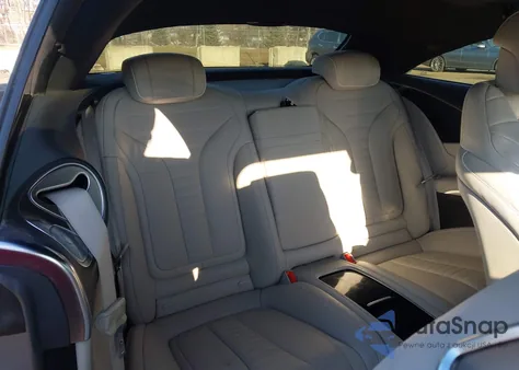 2016 Mercedes-Benz S 550 4Matic z USA, uszkodzony, nr VIN WDDXJ8FB4GA017364